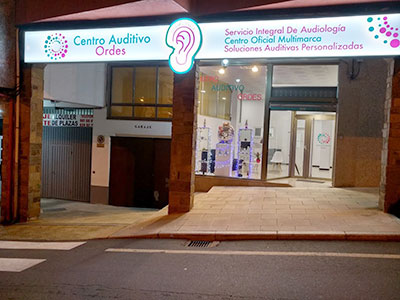 Fachada centro auditivo Ordes